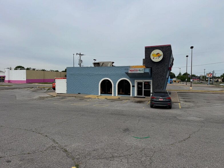 More Photos Of 5920 NW 23rd St, Oklahoma City Fast Food For Sale