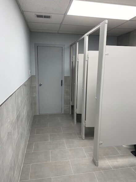 More Photos Of 1030 Clifton Ave, Clifton Medical For Lease