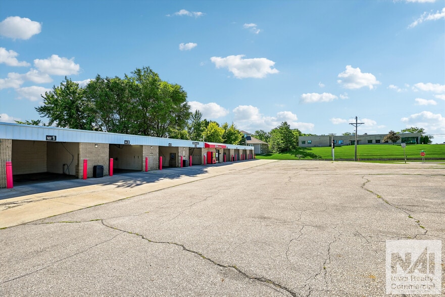 More Photos Of 665 Keyes Ct, Marion Carwash For Sale