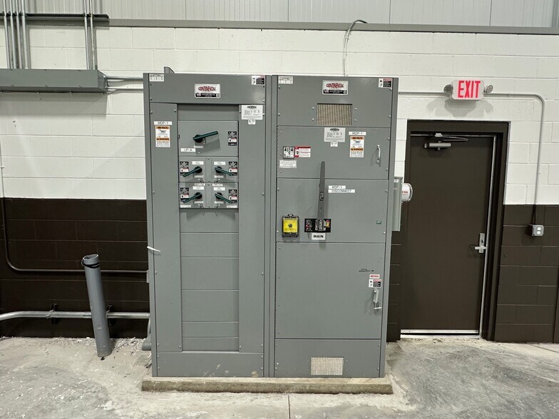 More Photos Of 70572 Beaver Creek Drive, Bruce Township Service For Lease