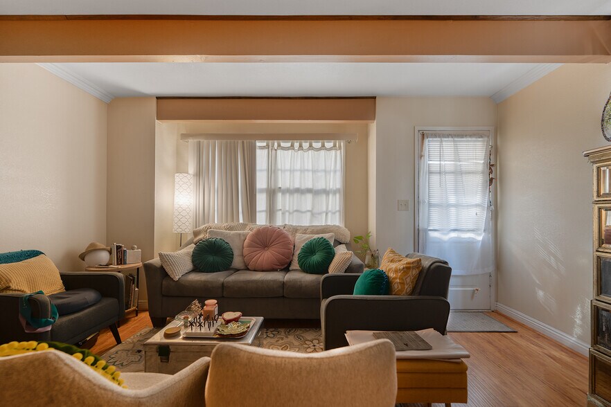 More Photos Of 646 S Grand St, Orange Apartments For Sale