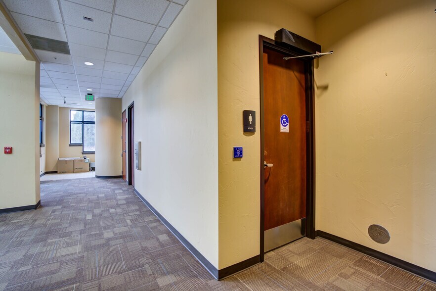 More Photos Of 9240 Explorer Dr, Colorado Springs Office For Lease