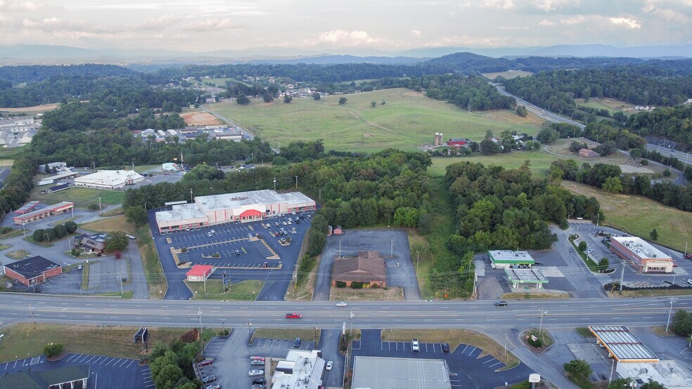 More Photos Of 5026 Bobby Hicks Hwy, Johnson City Land For Lease