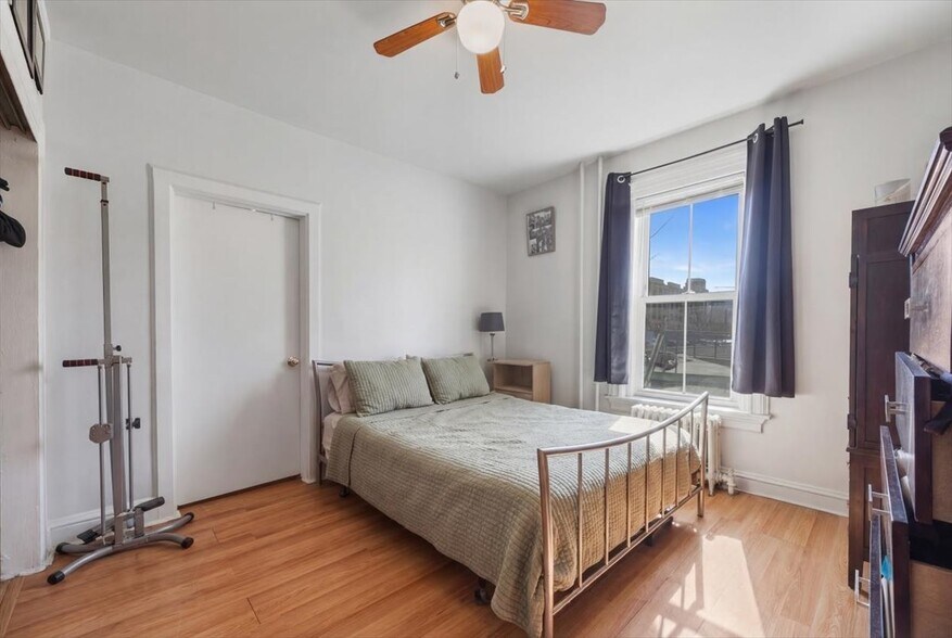 More Photos Of 49 LAKE St, West Harrison Restaurant For Sale