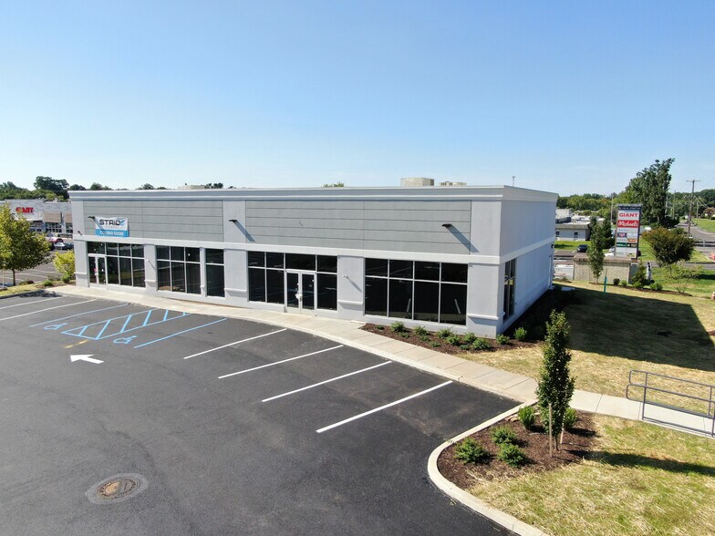 Primary Photo Of 955 Pennsylvania Blvd, Feasterville Trevose Freestanding For Lease