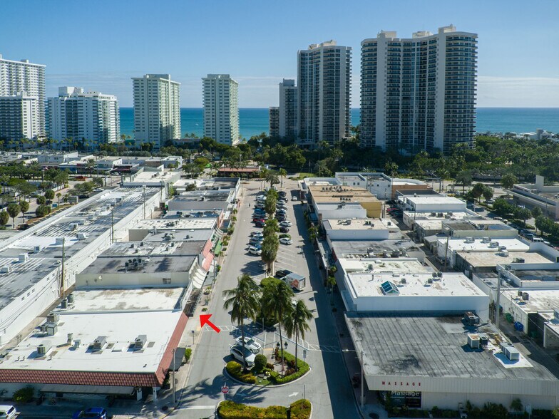 More Photos Of 3309 NE 33rd St, Fort Lauderdale General Retail For Lease