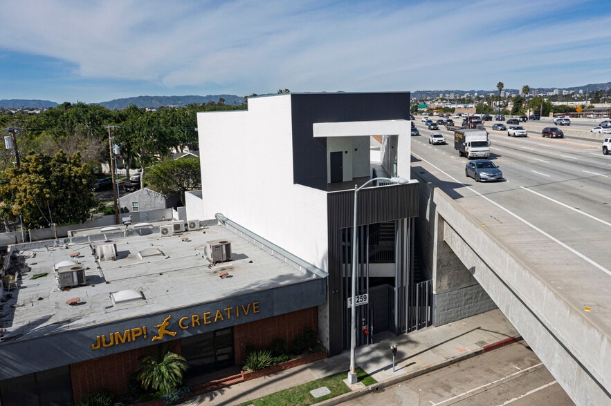 More Photos Of 11259 Washington Blvd, Culver City Medical For Sale