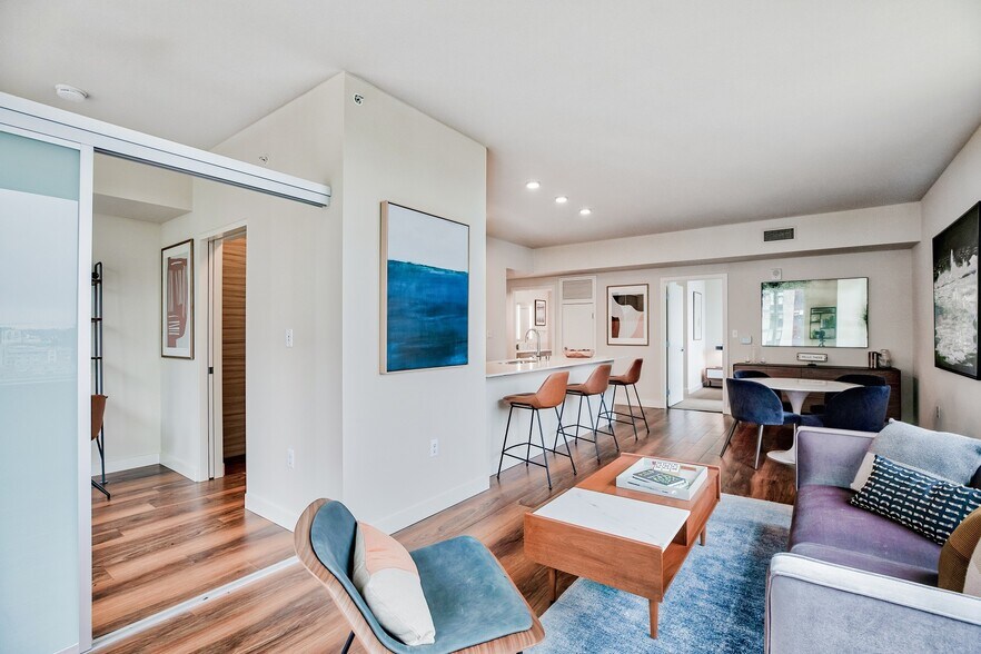 More Photos Of 2105 5th Ave, Seattle Apartments For Lease