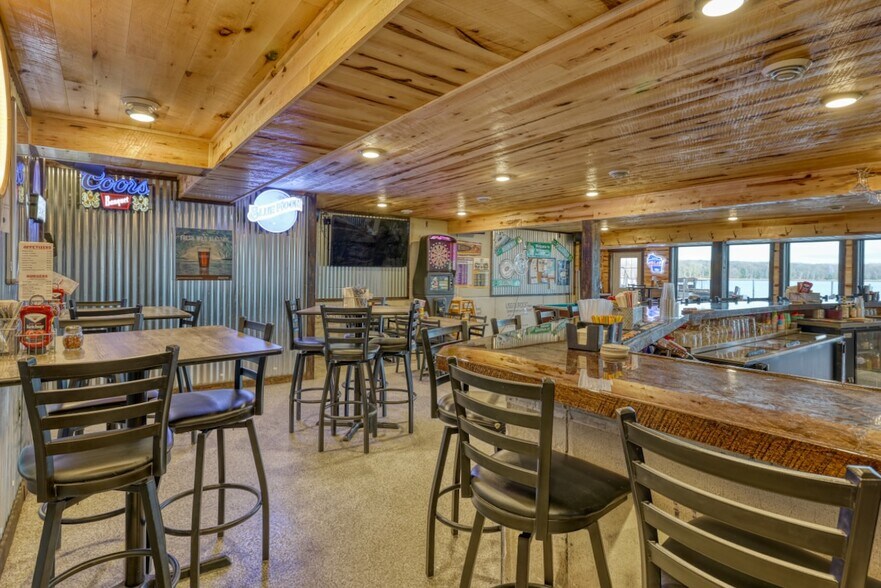 More Photos Of 7440 N Pats Landing Rd, Hayward Restaurant For Sale