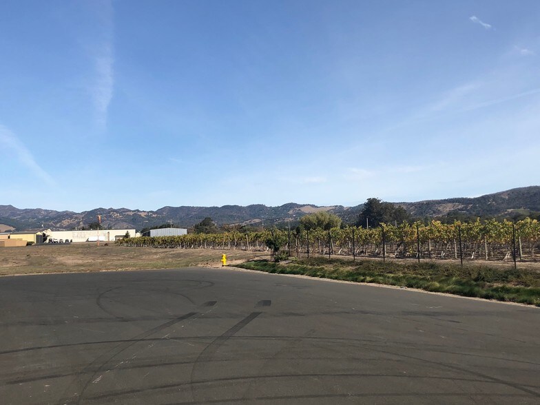 More Photos Of 22020 Carneros Vineyard Way, Sonoma Warehouse For Lease
