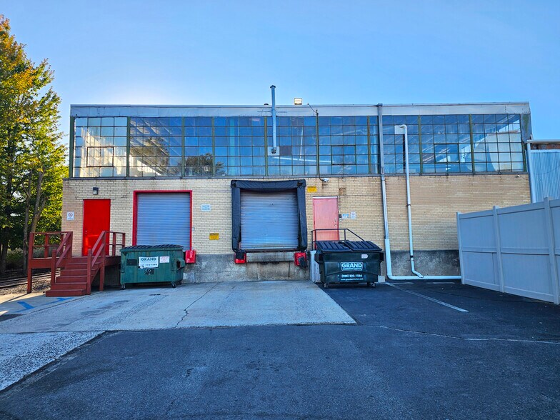 More Photos Of 410-450 North Ave E, Cranford Warehouse For Lease