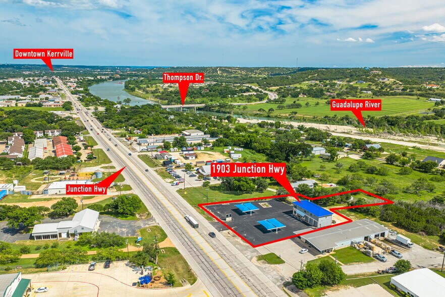 More Photos Of 1903 Junction Hwy, Kerrville Auto Repair For Sale