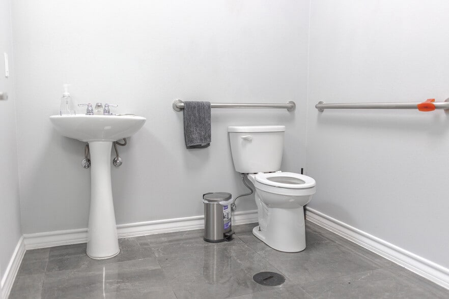 More Photos Of 119 North America Rd, Laredo Land For Sale