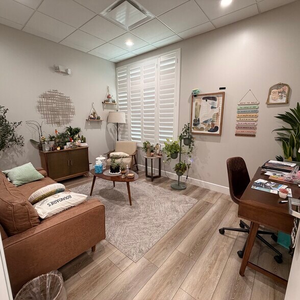 More Photos Of 945 Stockton Dr, Allen Medical For Sale