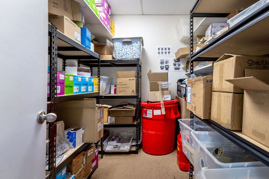 More Photos Of 741-749 Maltman Dr, Grass Valley Office For Sale