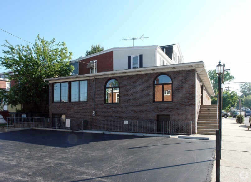 More Photos Of 100-102 W Fornance St, Norristown Medical For Sale