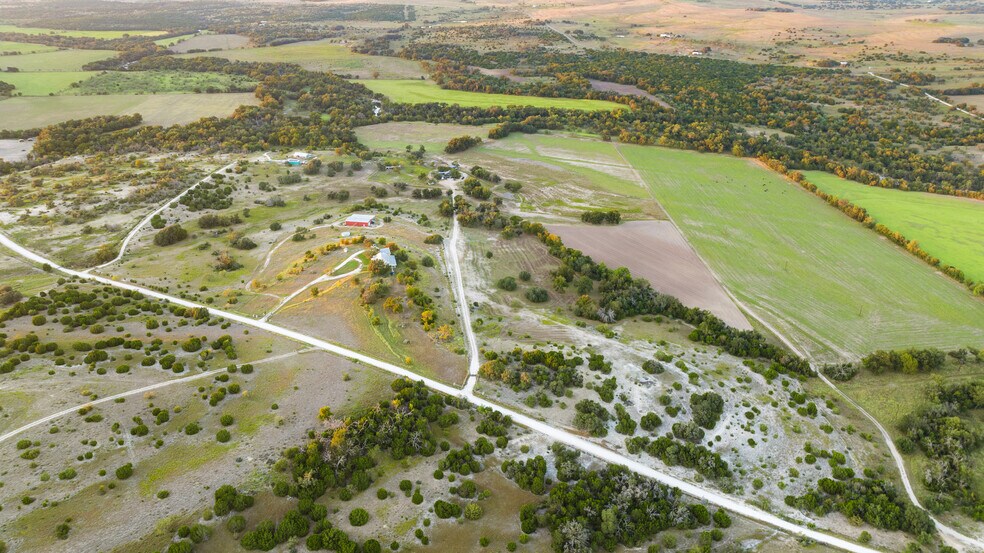 More Photos Of 1274 County Road 2806, Lampasas Land For Sale
