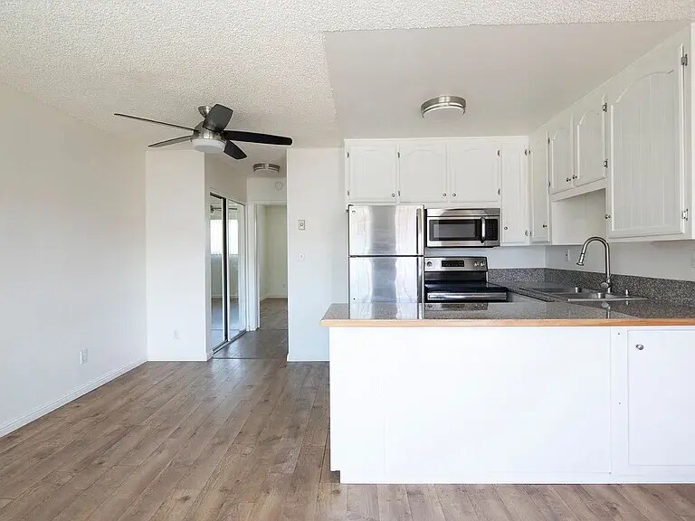 More Photos Of 619 11th St, Imperial Beach Apartments For Sale