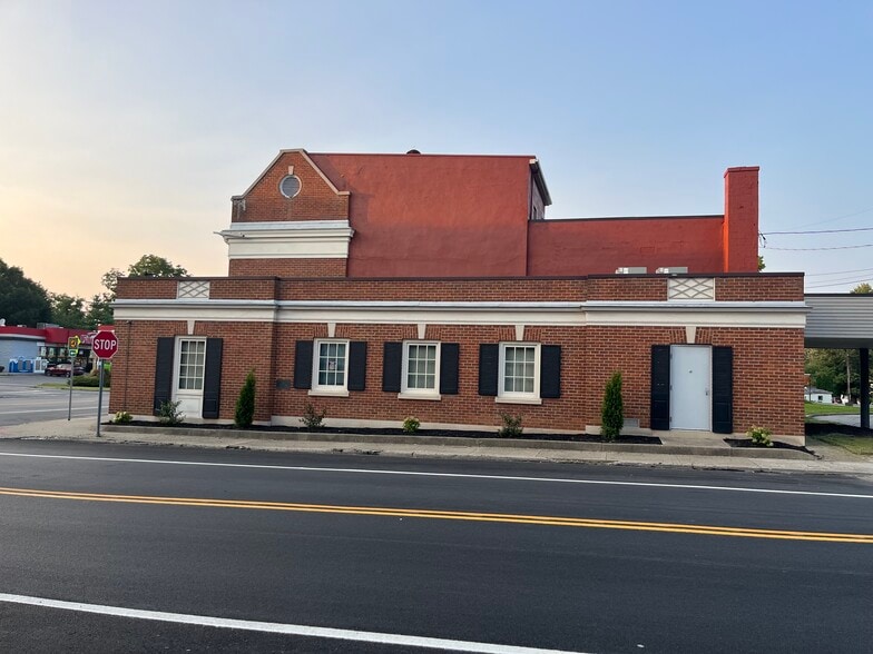 Primary Photo Of 97 Glasgow St, Clyde Bank For Lease
