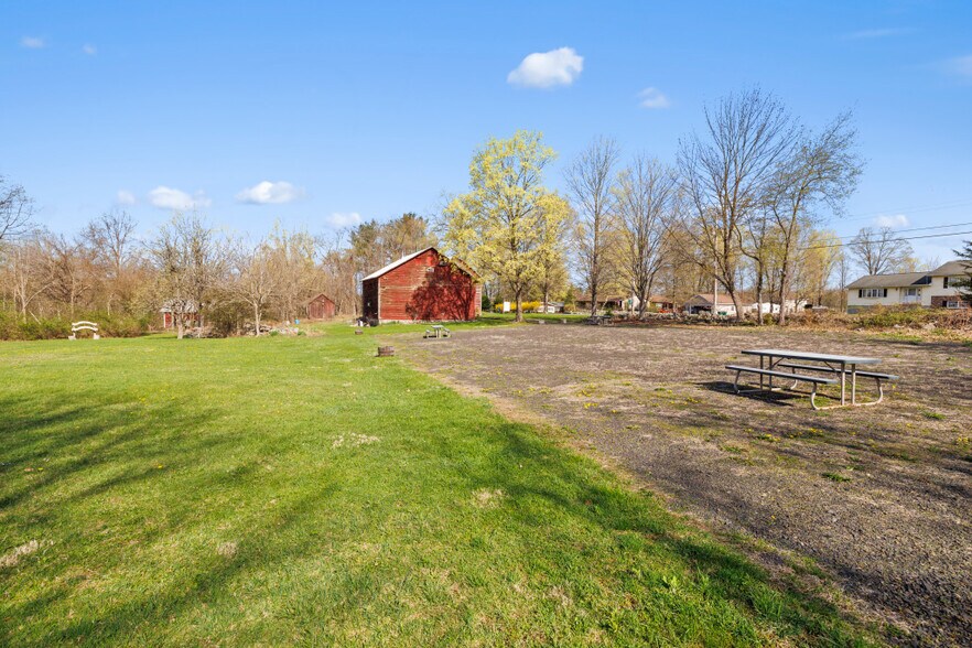 More Photos Of 52 Allhusen Rd, New Paltz Winery Vineyard For Sale