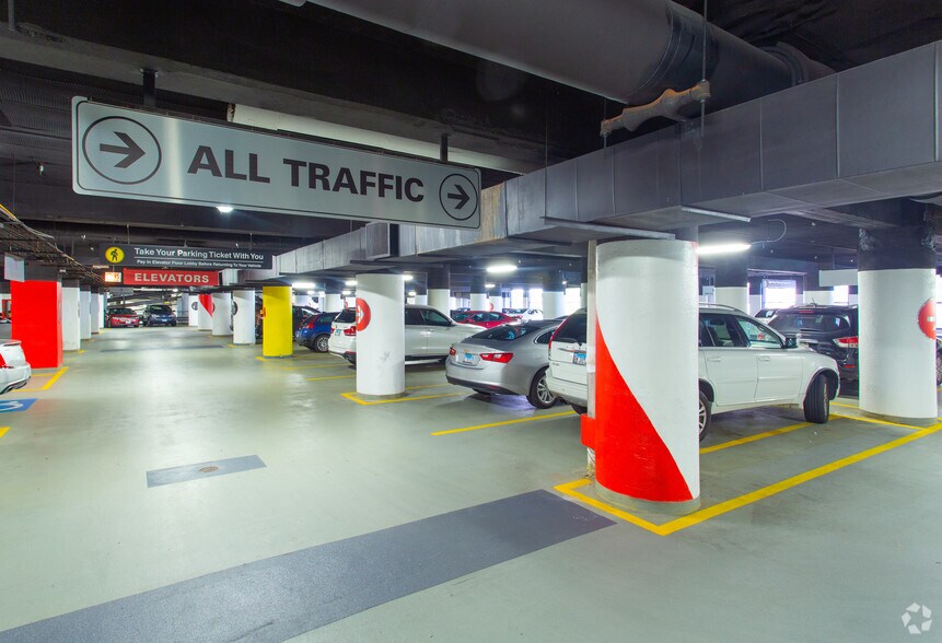 More Photos Of 680 N Lake Shore Dr, Chicago Medical For Lease