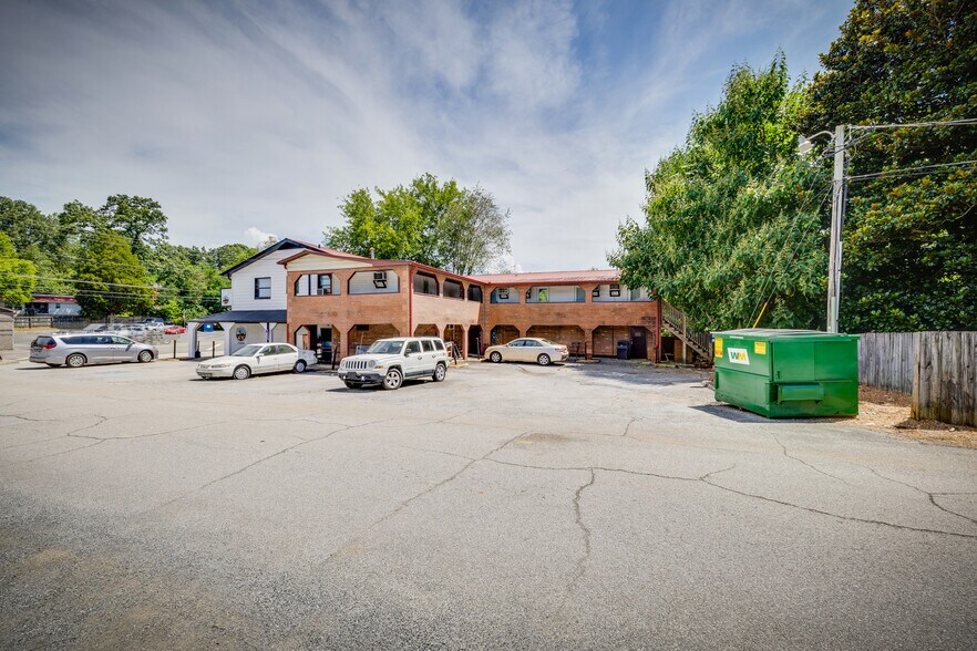 More Photos Of 705 W Race St, Kingston Apartments For Lease