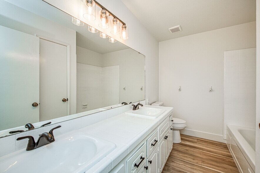 More Photos Of 523 W Mesa Ave, Clovis Apartments For Sale