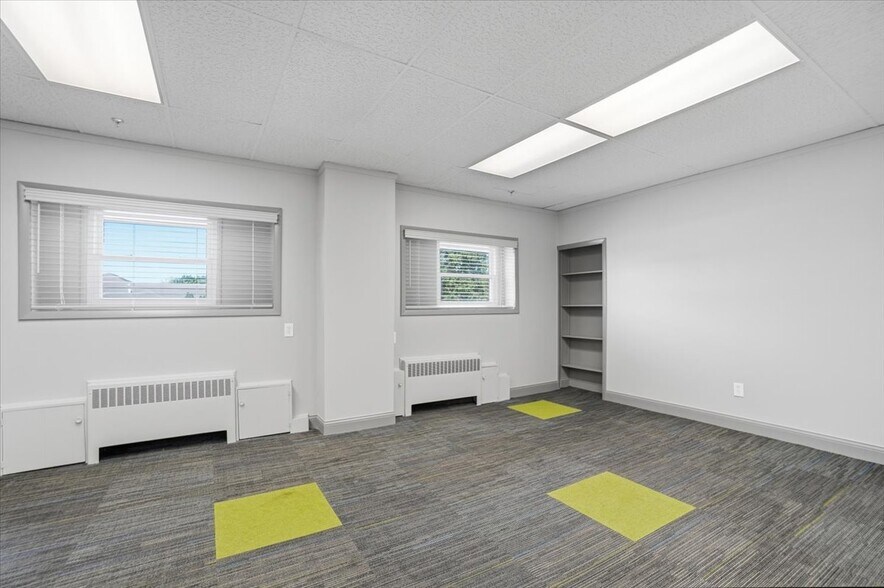 More Photos Of 175 E Broadway Ave, Westerville Office For Lease