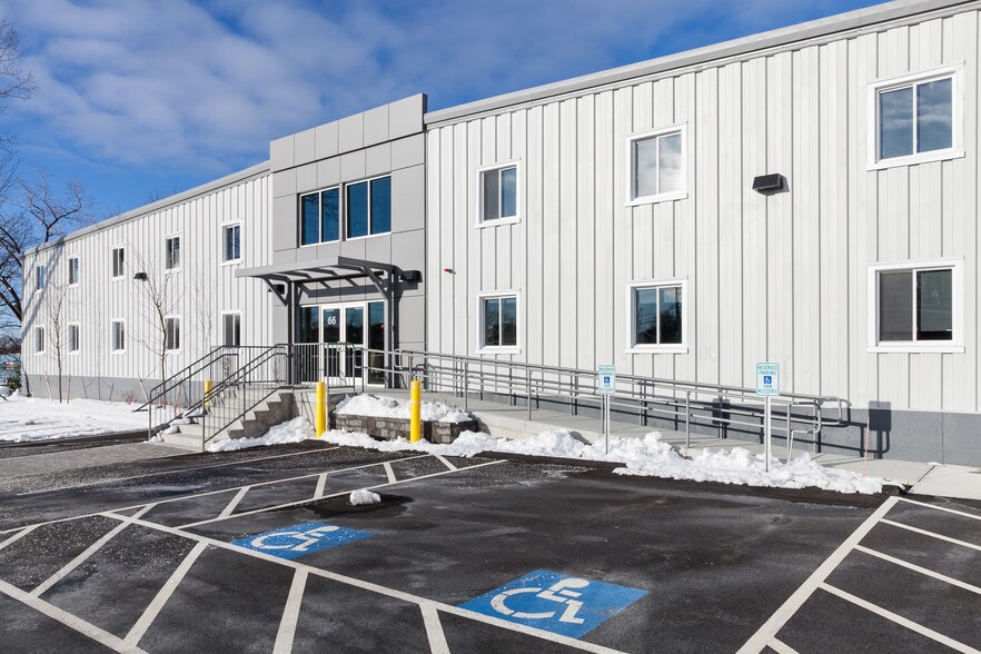 More Photos Of 66 Holton St, Woburn Manufacturing For Lease