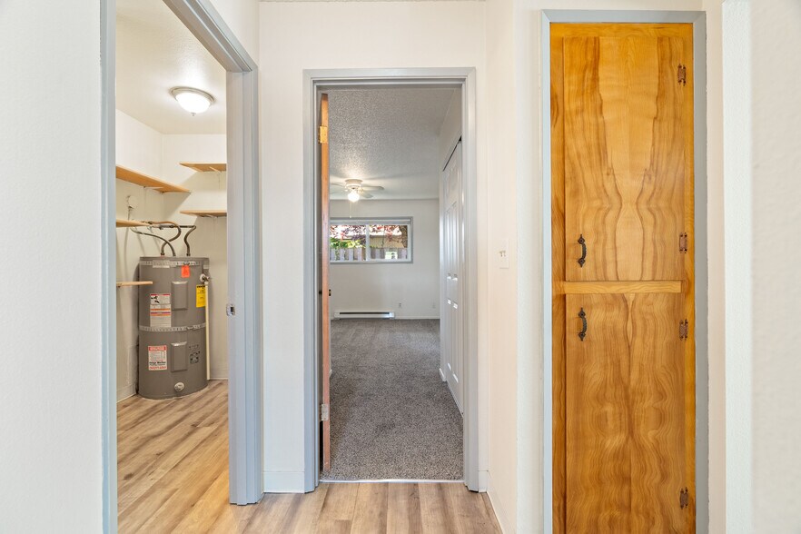 More Photos Of 110-162 NW 15th St, Gresham Apartments For Sale