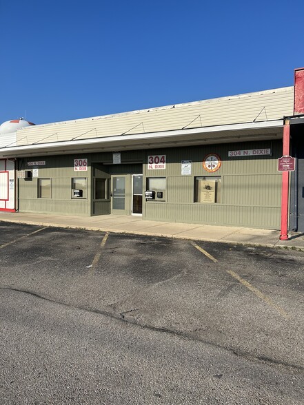 Primary Photo Of 304-306 N Dixie Dr, Vandalia Storefront For Sale