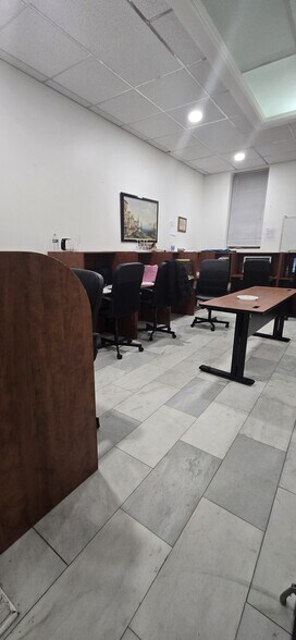 More Photos Of 9215 Roosevelt Ave, Jackson Heights Office For Lease