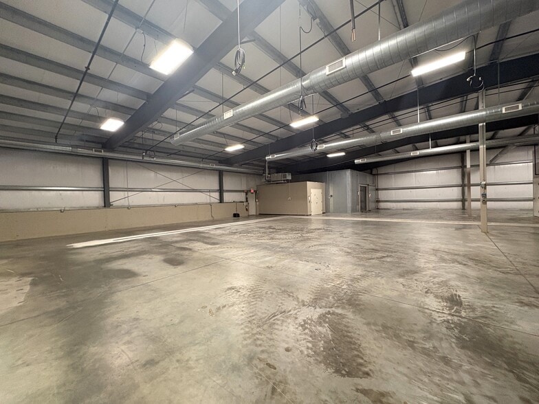 More Photos Of 1 Rosenfeld Dr, Hopedale Manufacturing For Lease