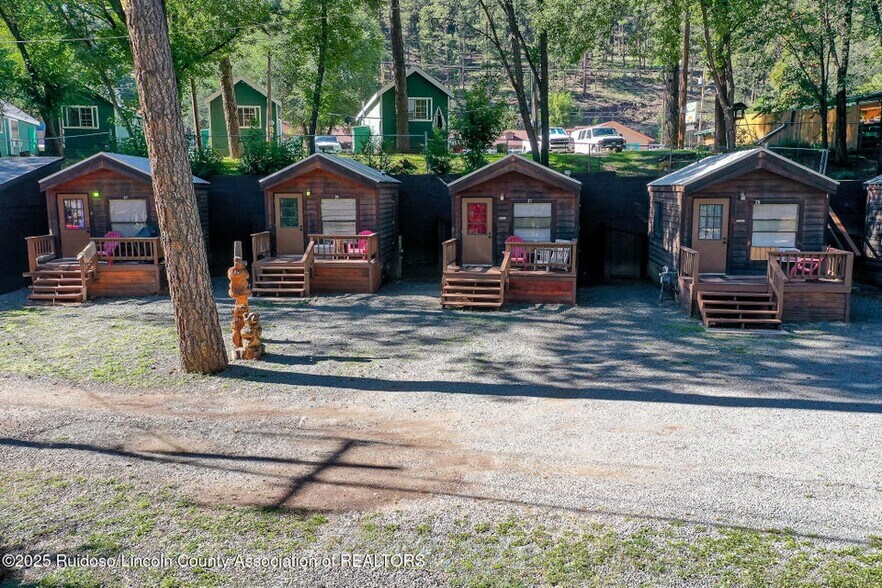 More Photos Of 616 Sudderth Dr, Ruidoso General Retail For Sale