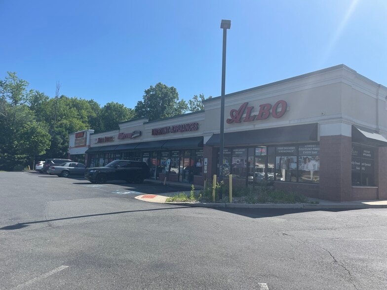 More Photos Of 305-317 Rancocas Rd, Mount Holly Storefront For Sale