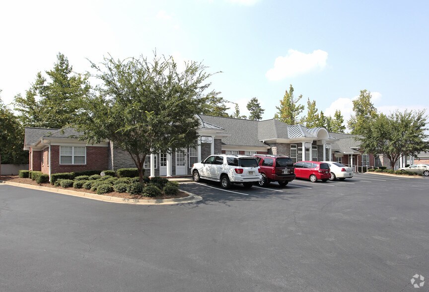 More Photos Of 11180 State Bridge Rd, Alpharetta Medical For Lease