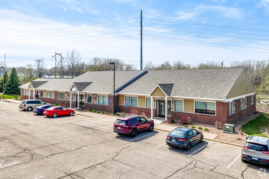 More Photos Of 1063-1123 Weir Dr, Woodbury Medical For Sale