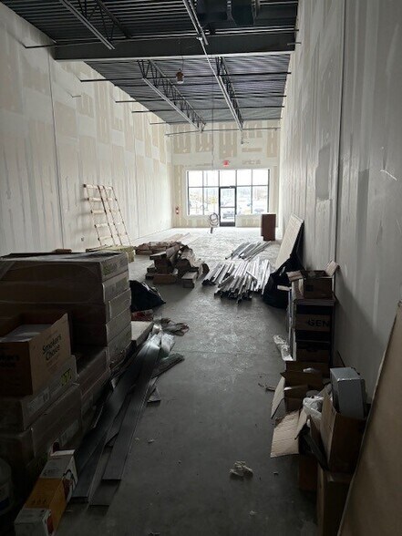 More Photos Of 1139 S Centerville Rd, Sturgis General Retail For Lease