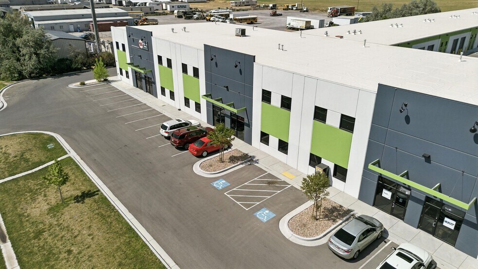 More Photos Of 317 N 2000 W, Springville Warehouse For Lease