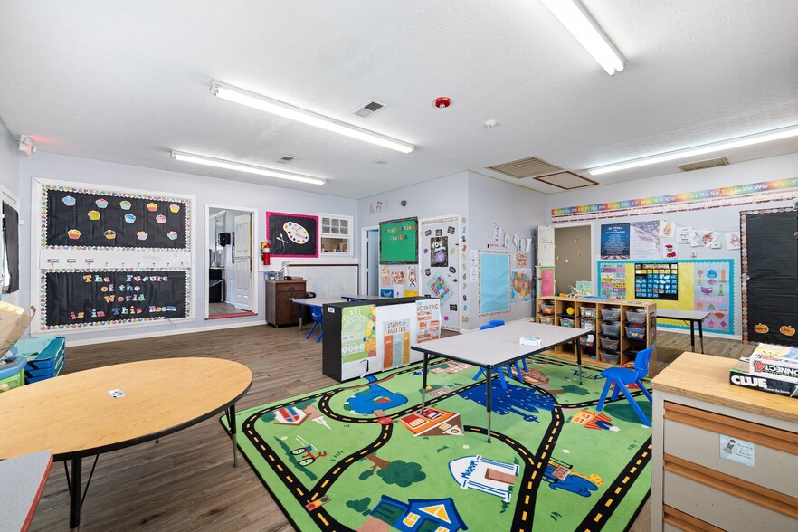 More Photos Of 824 Temple Rd, Bremen Daycare Center For Sale
