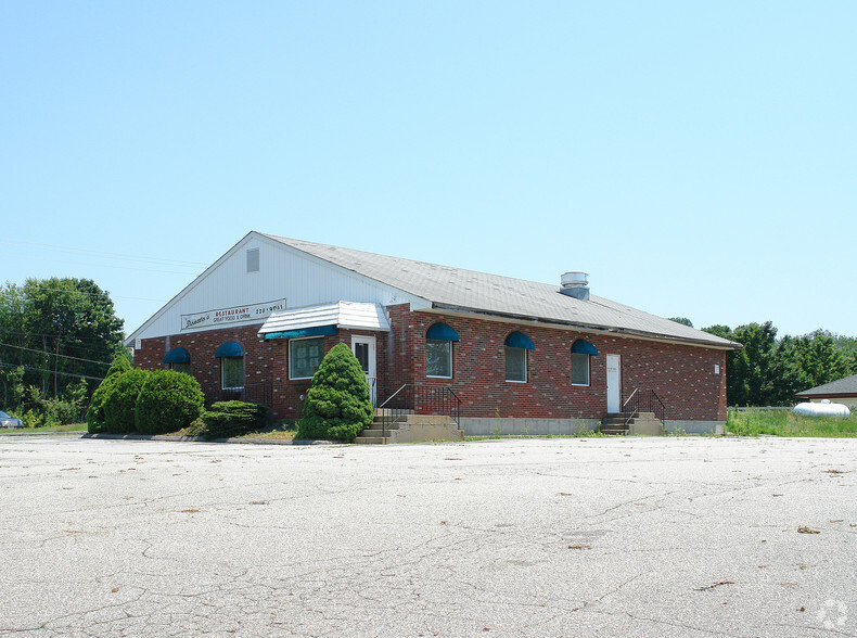 Primary Photo Of 50-54 Main St, Hebron Restaurant For Lease