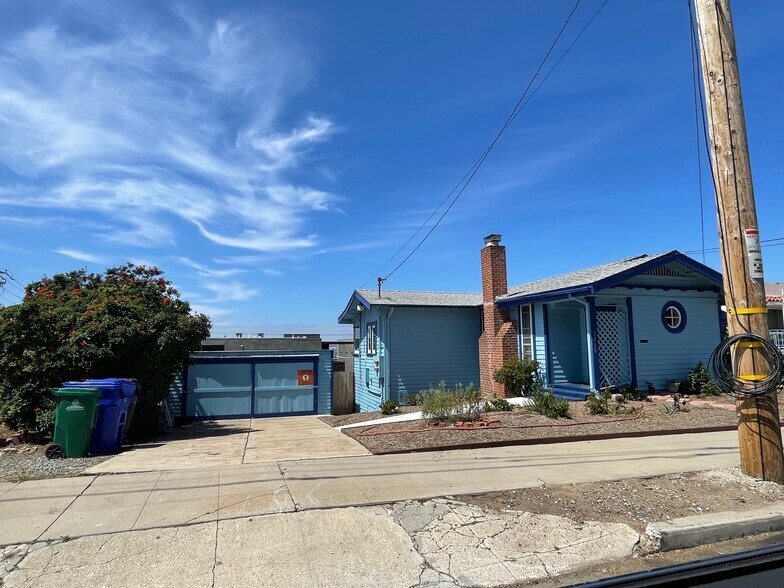 More Photos Of 2816-18 Columbia Street, San Diego Apartments For Sale