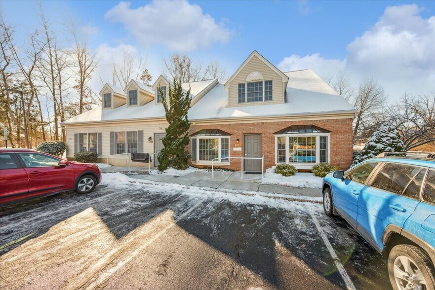 More Photos Of 301-302 Towne Centre Dr, Hillsborough Medical For Sale