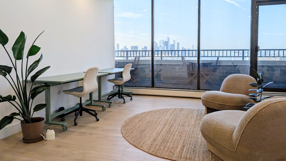 More Photos Of 7000 E Kennedy Blvd, Guttenberg Apartments For Sale