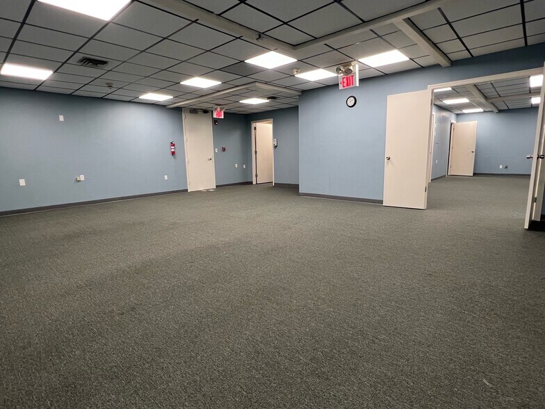 More Photos Of 123 Highland Ave, Glen Ridge Medical For Lease
