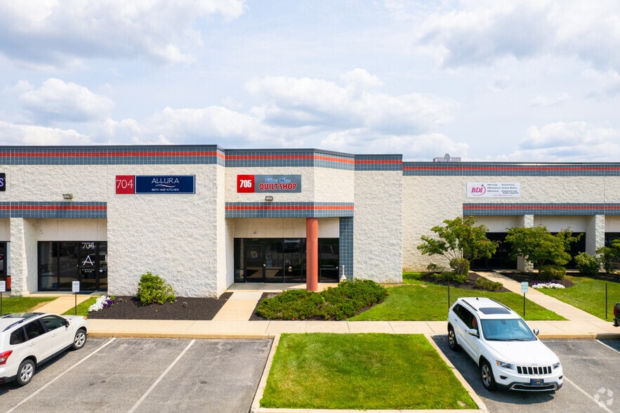 More Photos Of 500-514 Interchange Blvd, Newark Unknown For Lease