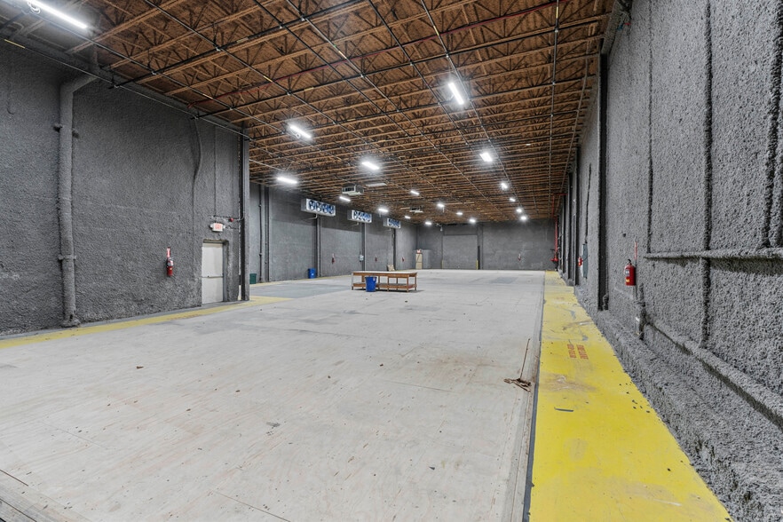 More Photos Of 4865 Arthur Kill Rd, Staten Island Warehouse For Sale