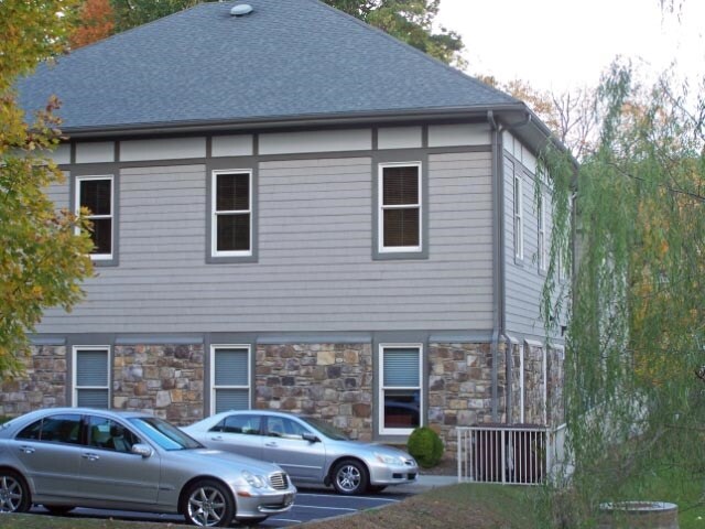 More Photos Of 379 New Market Blvd, Boone Office For Lease