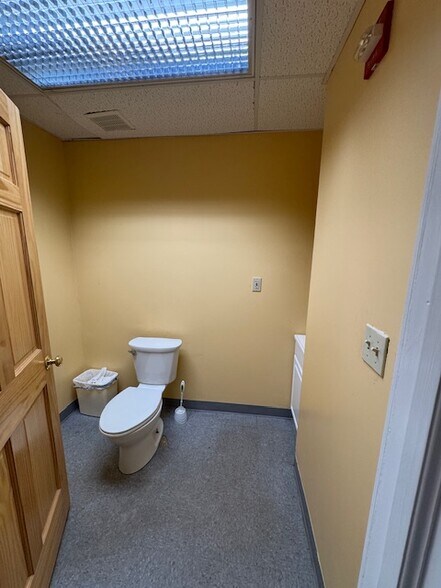 More Photos Of Route 29, Dallas Specialty For Sale