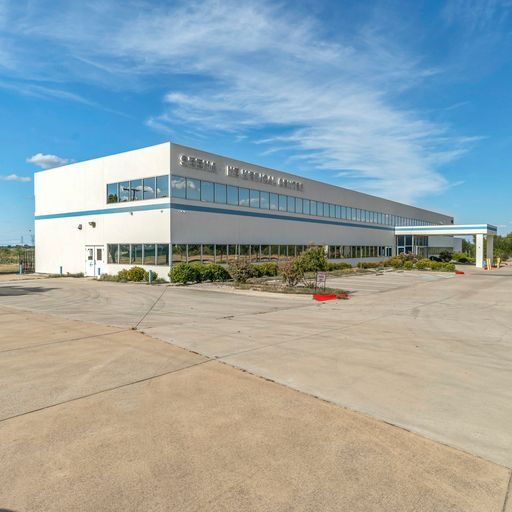 More Photos Of 701 E Rendon Crowley Rd, Burleson Office For Sale